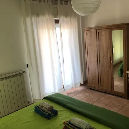 Casa Vacanze Gli Etnei Taranto Exterior photo