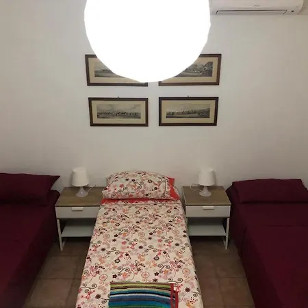 Casa Vacanze Gli Etnei Taranto Exterior photo